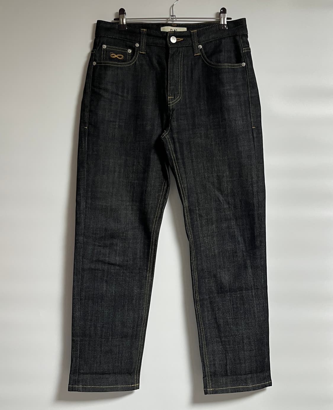 공용 플랙진 테이퍼드핏 흑청 생지 데님 팬츠 청바지 30 상품이미지1