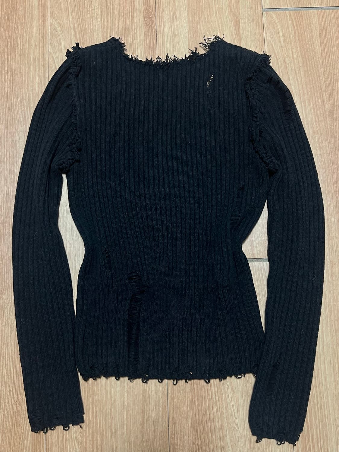 다이애그널 데미지 니트 블랙 상품이미지4