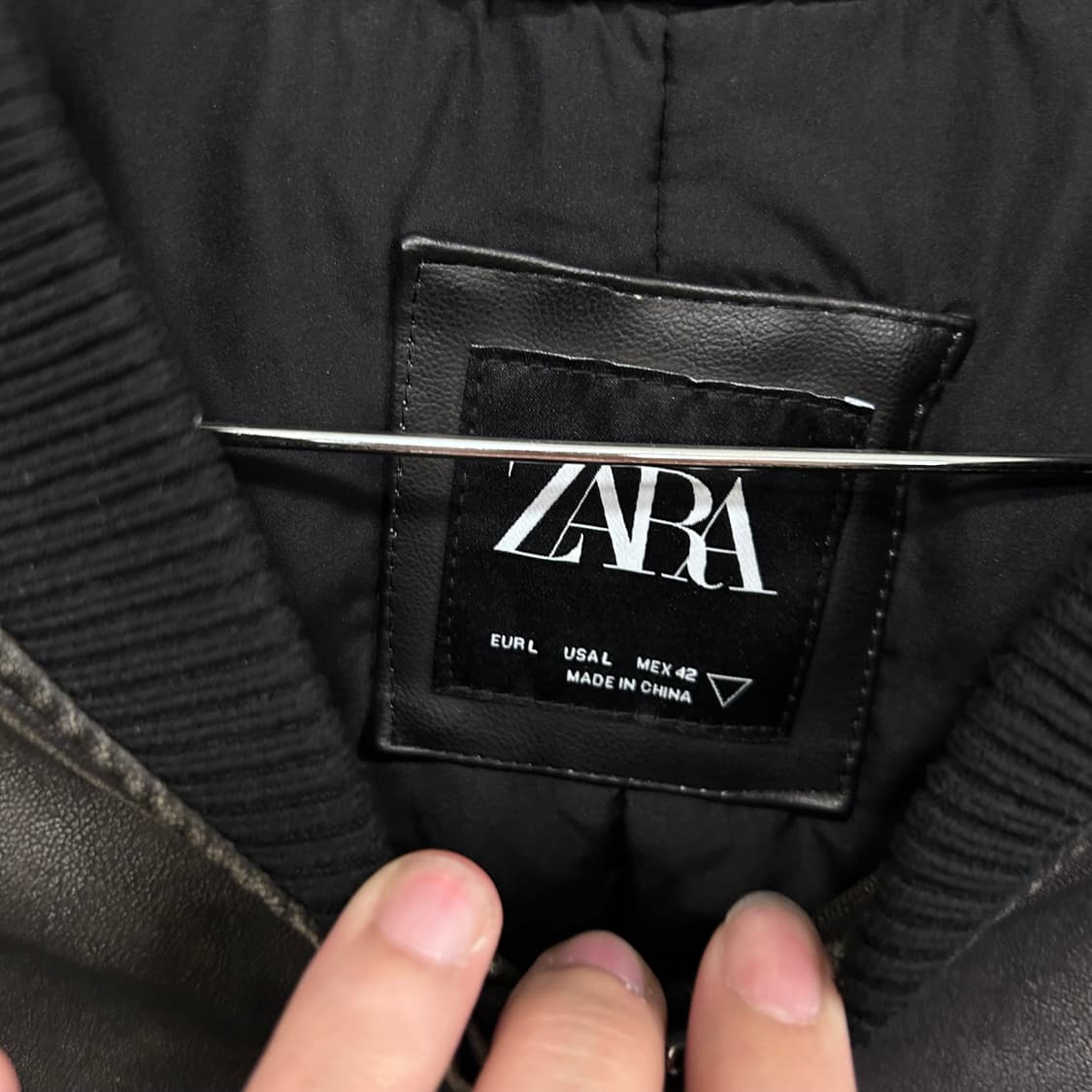 자라 맨즈 비건레더 ma-1 항공 봄버자켓 상품이미지3