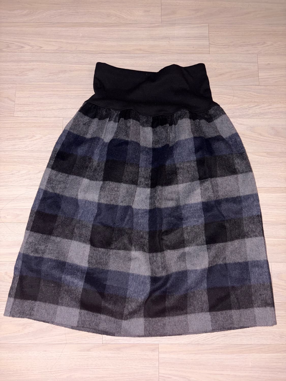 체크 미디스커트 상품이미지1