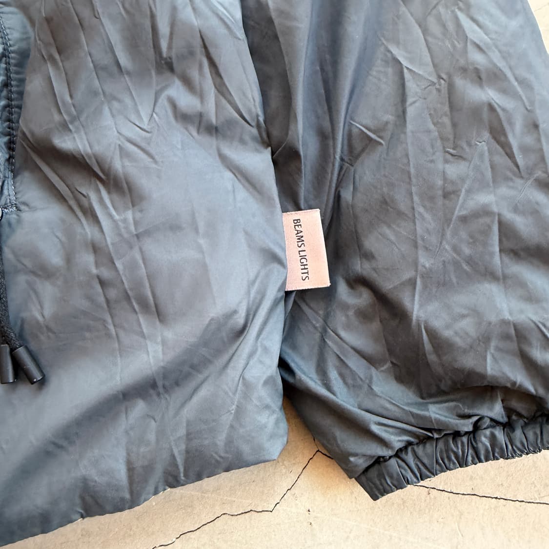 빔즈 x 타이온 라이너 다운 자켓 상품이미지4