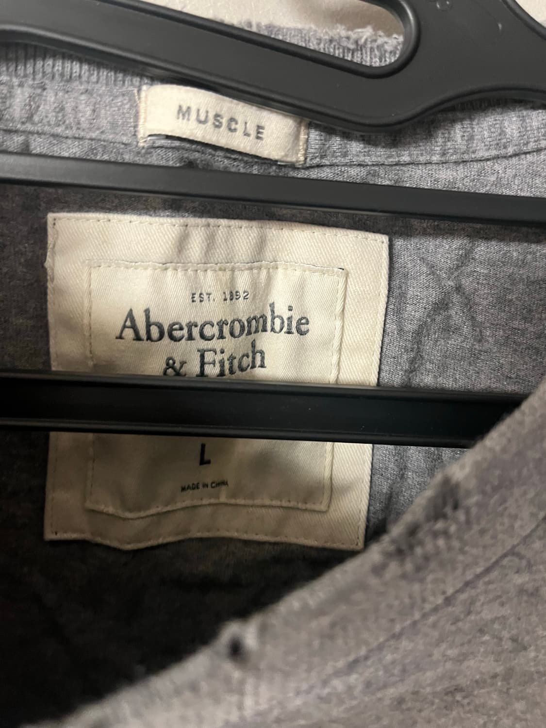 아베크롬비 A&F 반팔 그레이 (L)  상품이미지4