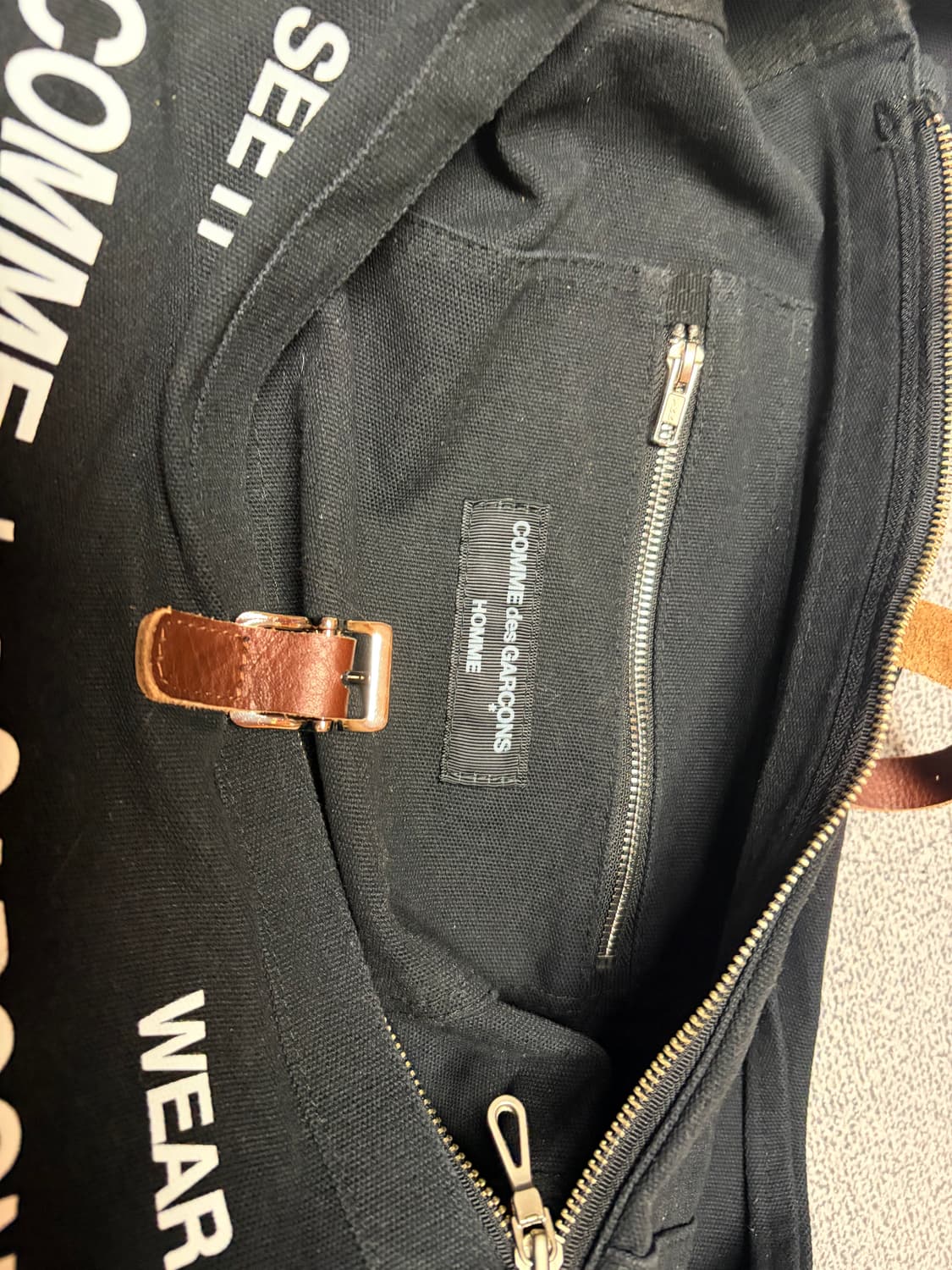 꼼데가르송 옴므플러스 메신저백 상품이미지4