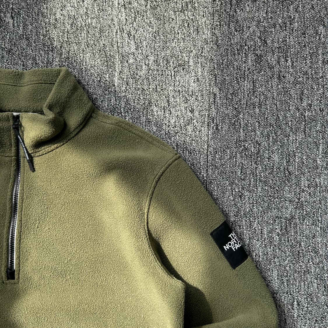 노스페이스 카키 플리스 아노락 상품이미지2