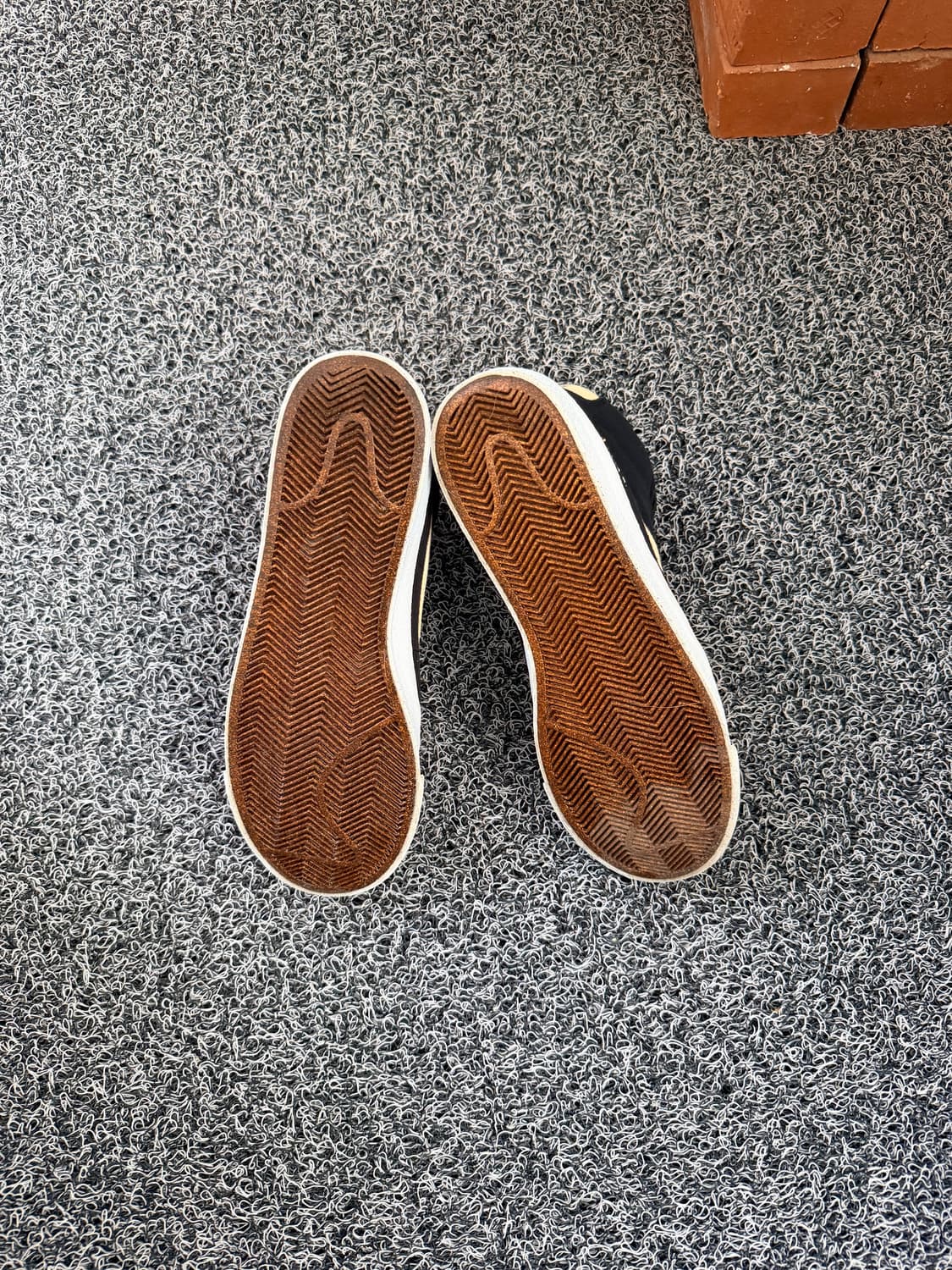 나이키 블레이저 미드 77 석류 블랙 265 상품이미지6