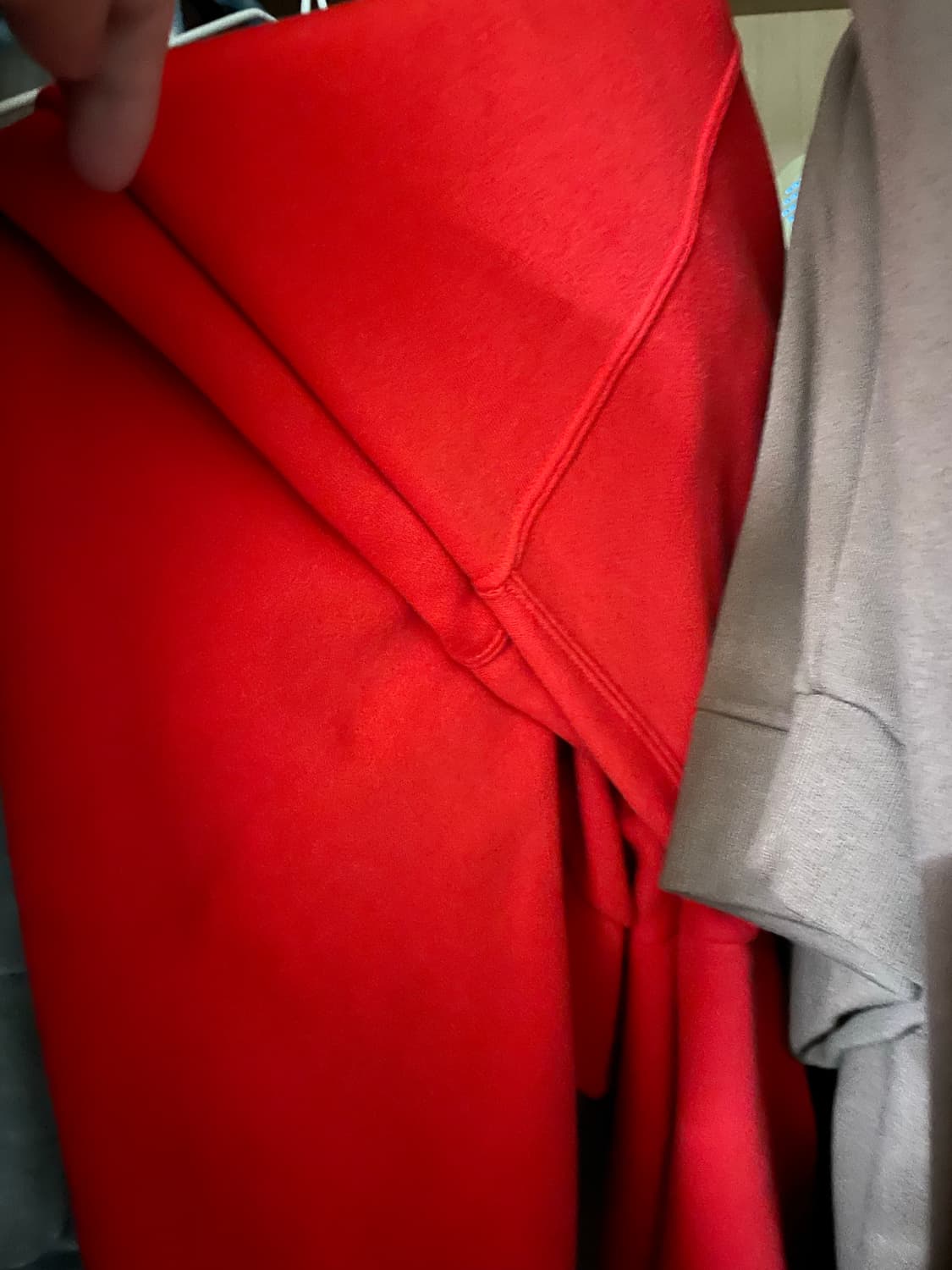 77c 클라우드 후디 레드 L 상품이미지1