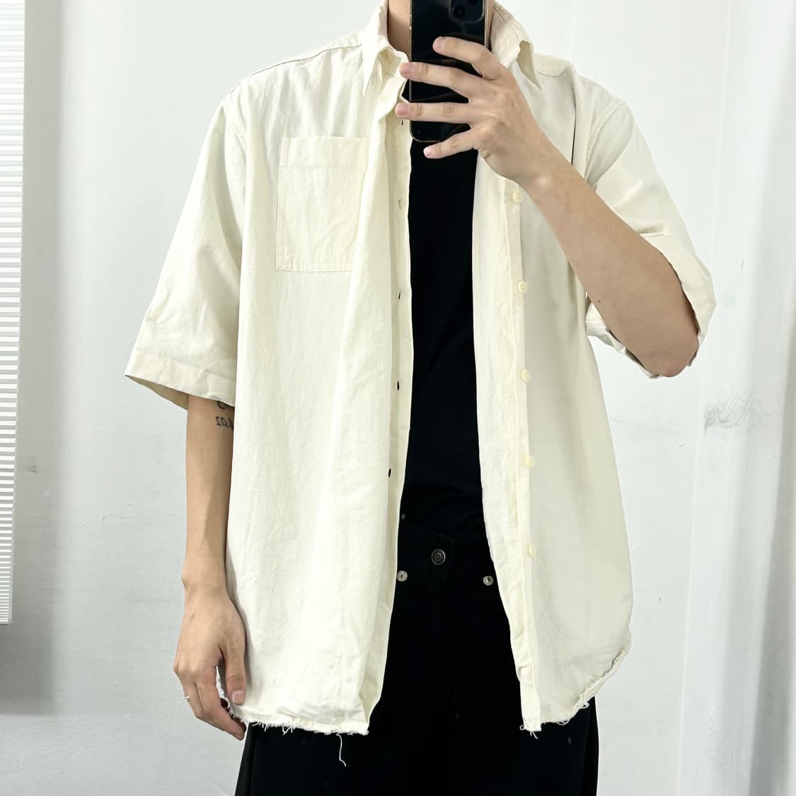 질샌더 20SS 백로고 컨버스 하프 셔츠 상품이미지4