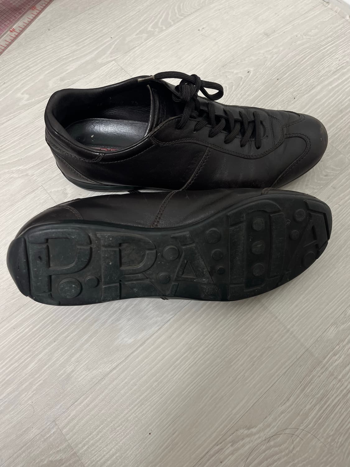 프라다 레더 스니커즈 브라운 7 1/2 상품이미지3