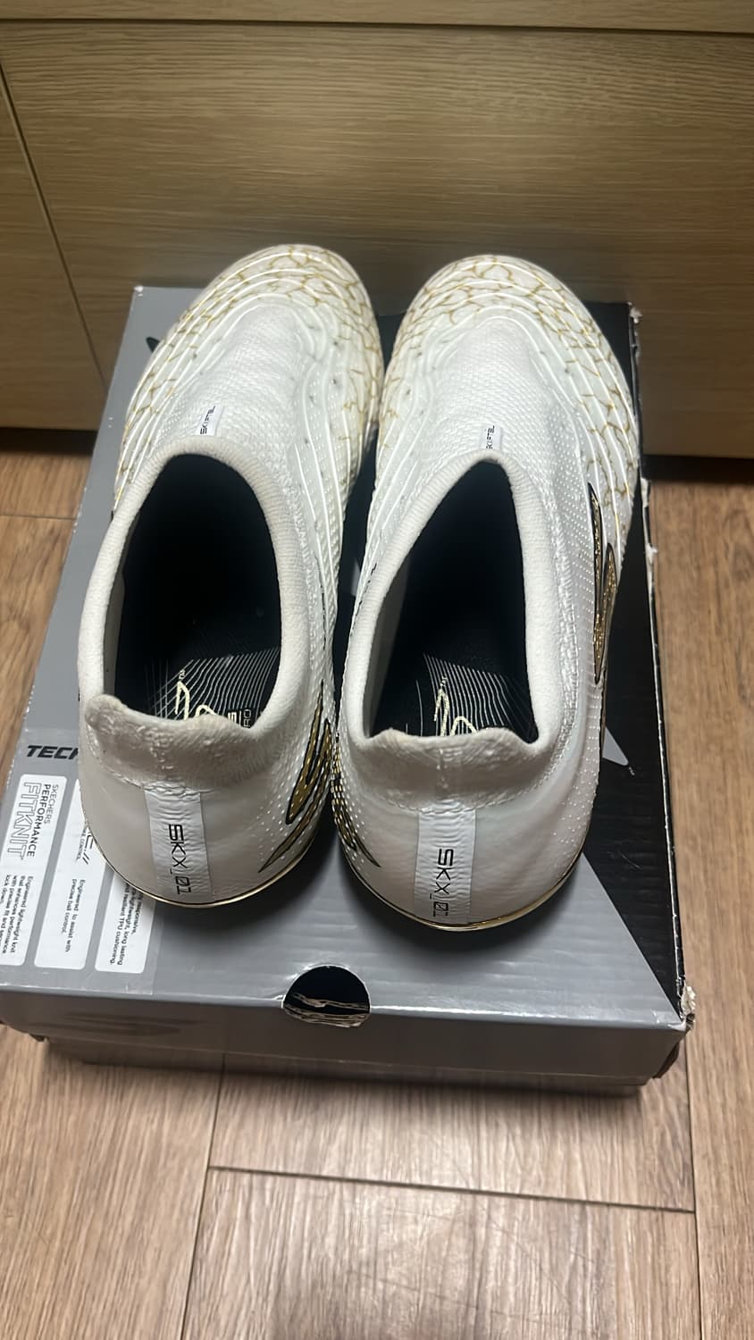 스케쳐스 SKX 축구화 급처 오늘 하루만 이 가격!! 상품이미지2