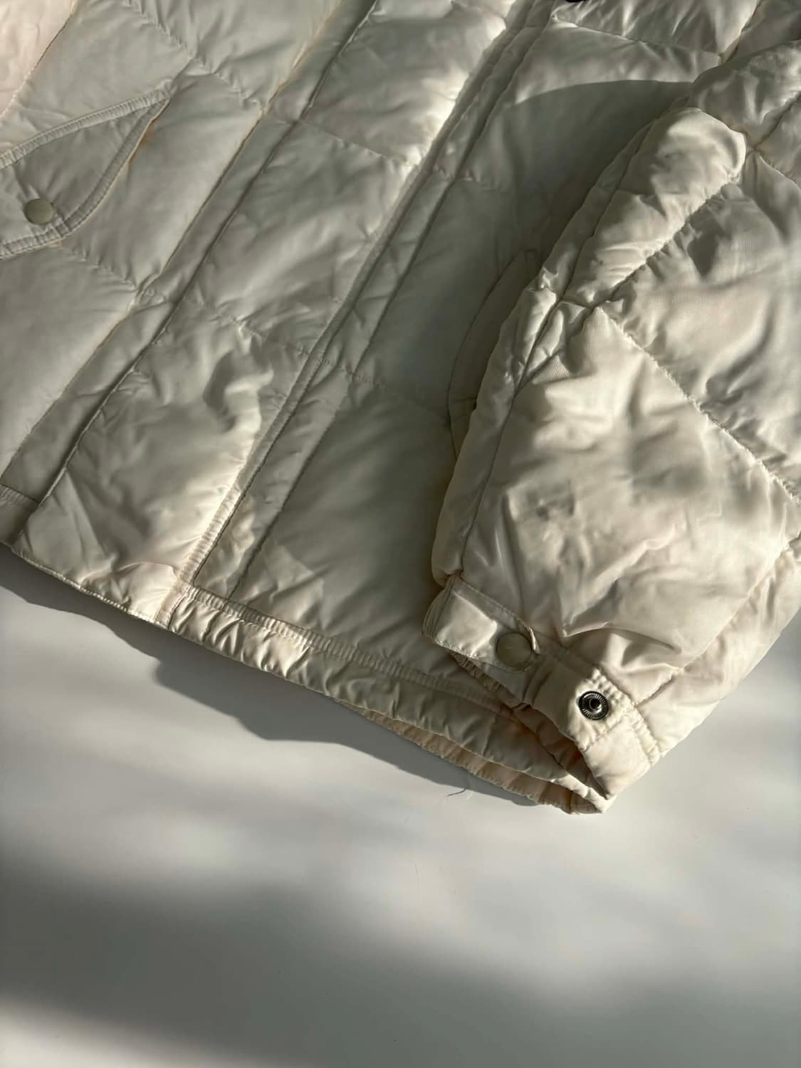 [L] 나이키 00s 솔로 스우시 다운 푸퍼 패딩 자켓 상품이미지8