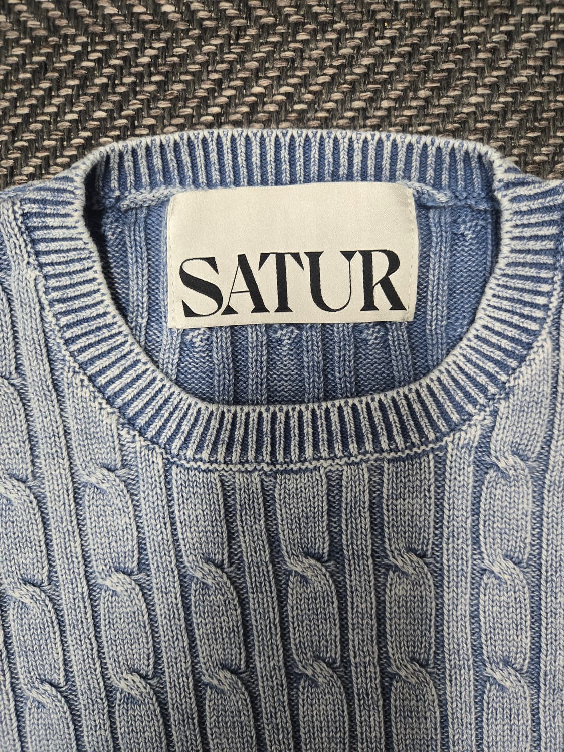 세터 SATUR 클래식 다이드 케이블 니트 상품이미지3