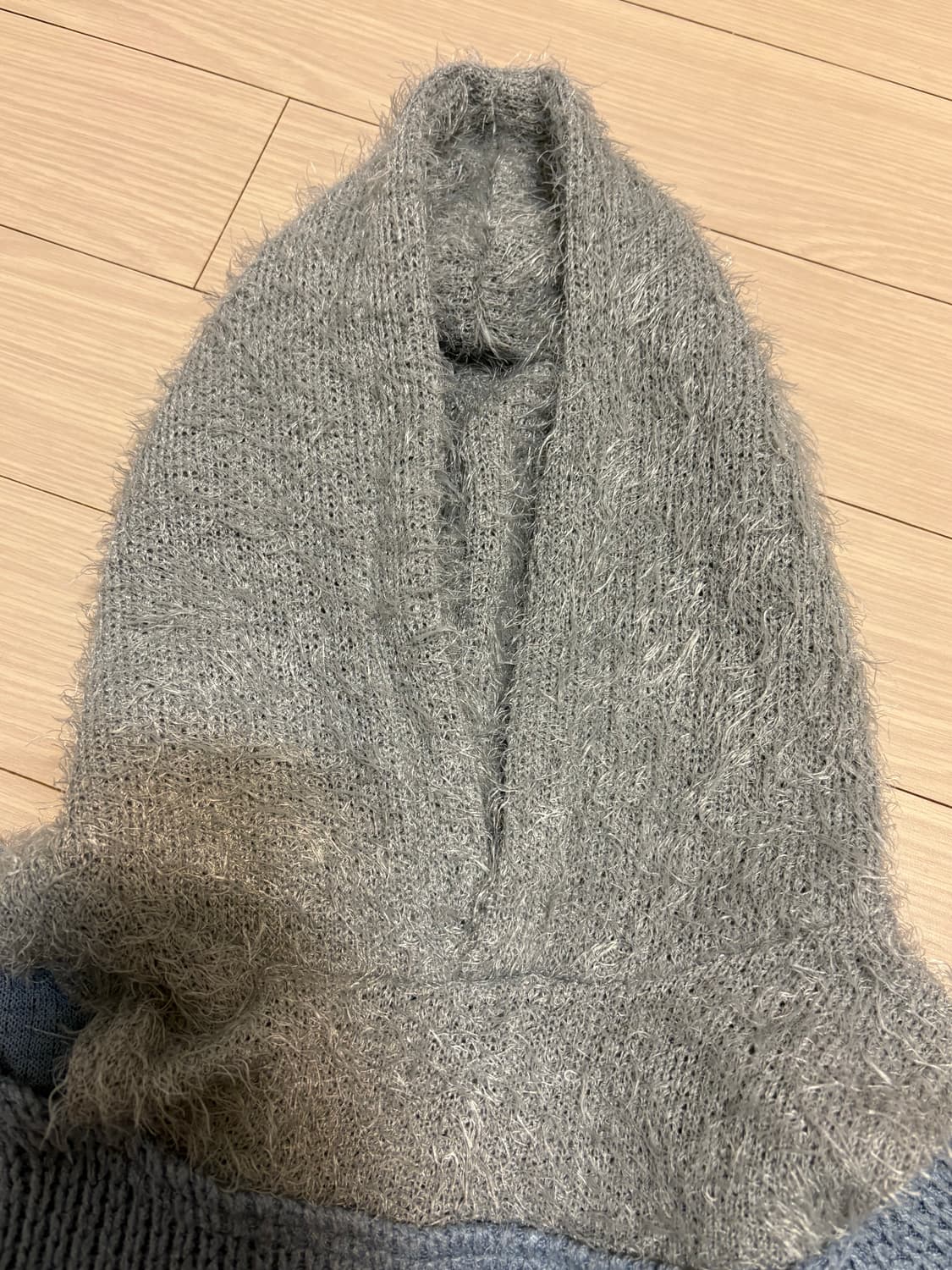 데비어퍼 ROMILY CUT-OUT HOODIE_SKY BLUE/GRAY 상품이미지4