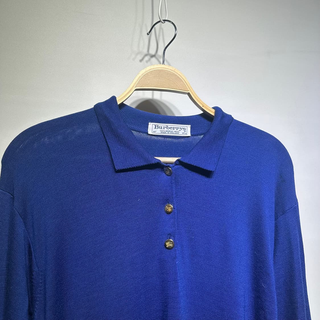 버버리스 카라니트 판매합니다  상품이미지3