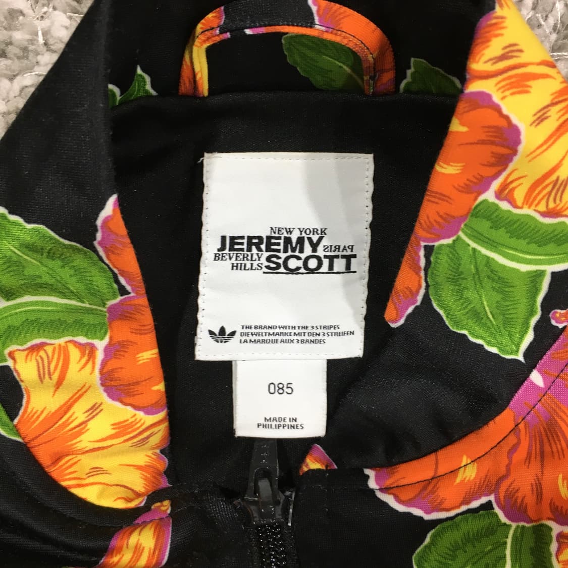 제레미 스캇 집업 상품이미지2