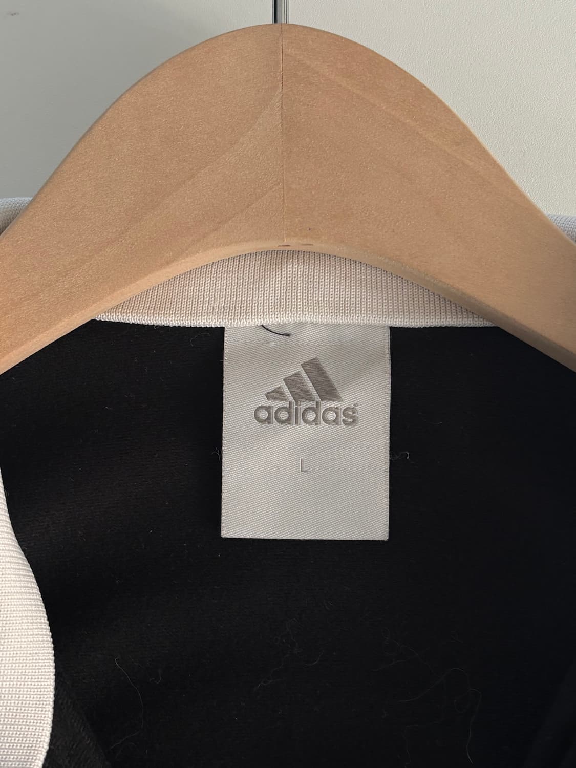 Adidas 아디다스 올드 블랙-화이트 스트라이프 트랙 탑 상품이미지4