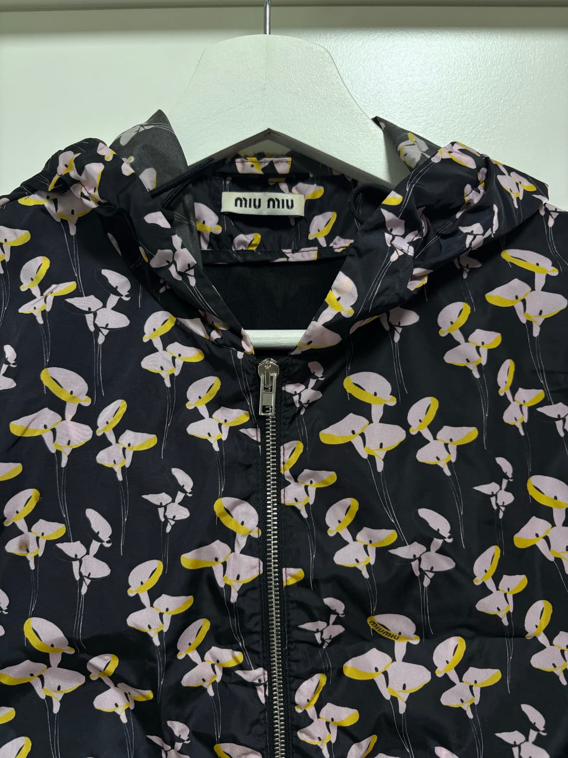 미우미우 바람막이 상품이미지2