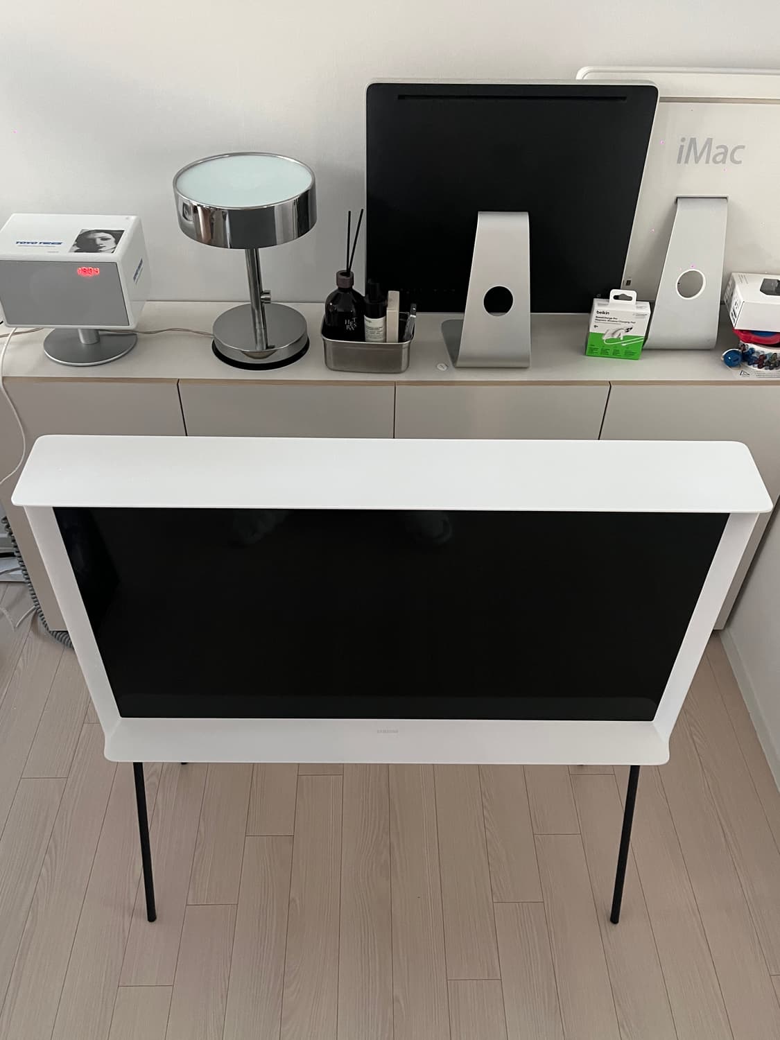 삼성 올드 세리프 티비 UHD 40인치 (인테리어 오브제)  상품이미지4