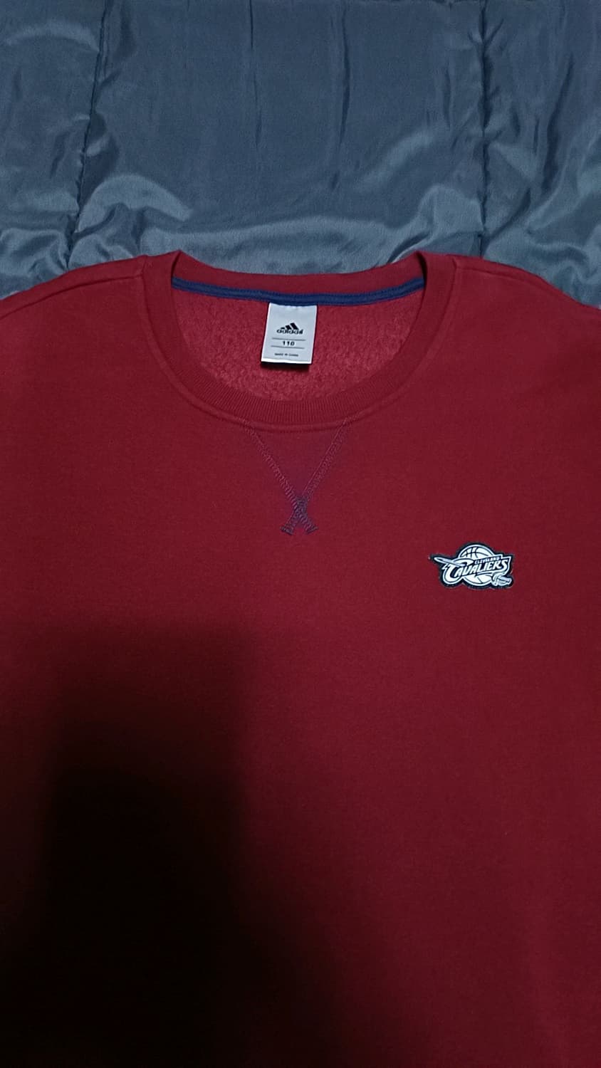 아디다스 클리블랜드 기모맨투맨 실측105 가슴58 기장73 상품이미지2