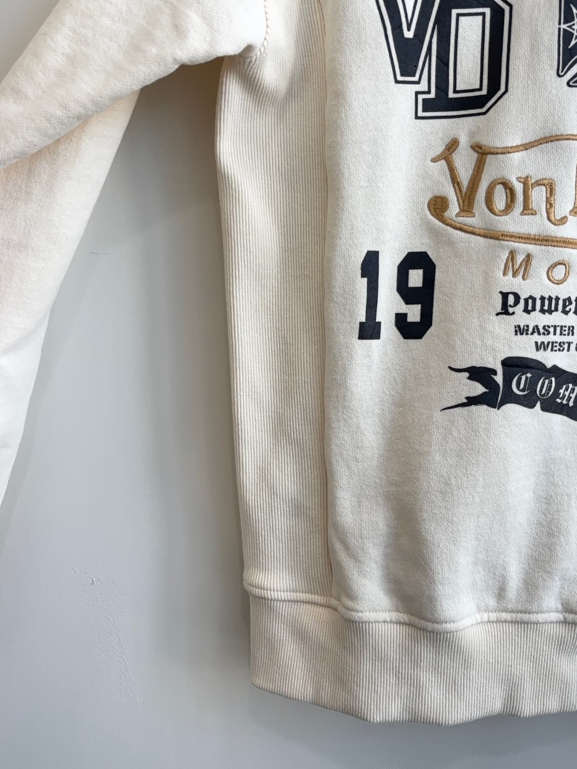 VON DUTCH 뒤판 자수 포인트 아이보리 후드집업 상품이미지8