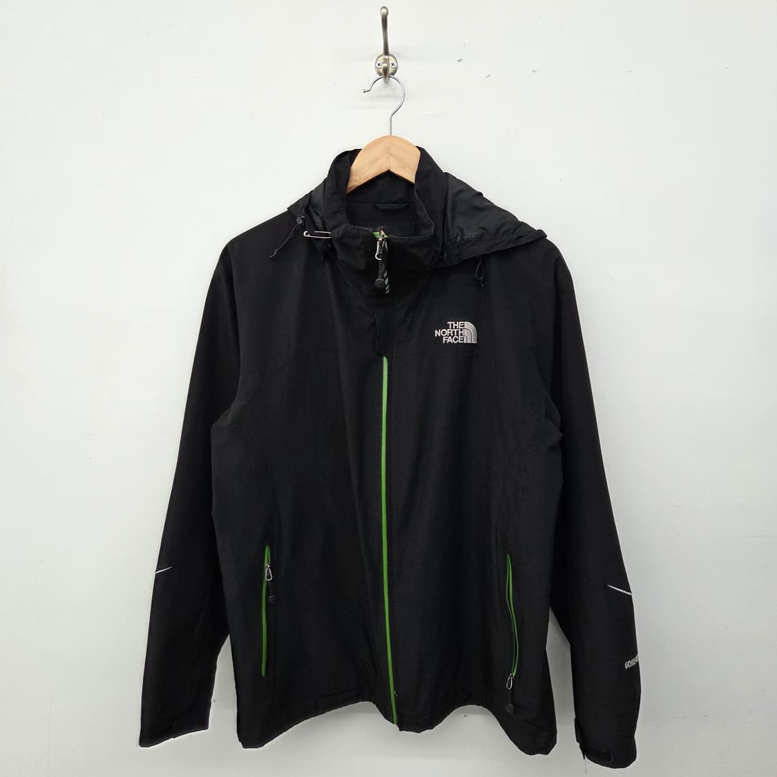 노스페이스 블랙 바람막이 자켓 남L 상품이미지1