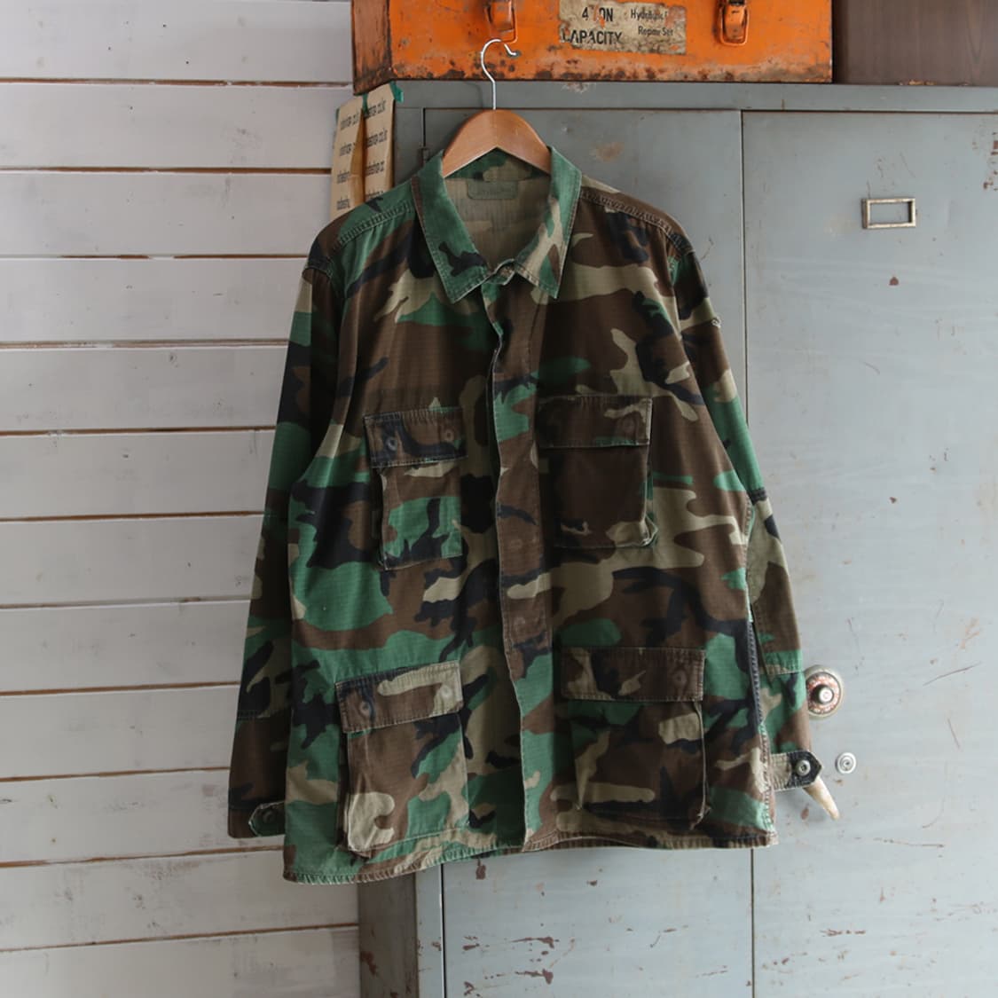 (착용컷) U.S.ARMY B.D.U. 립스탑 카모 퍼티그 자켓 (L) 상품이미지1