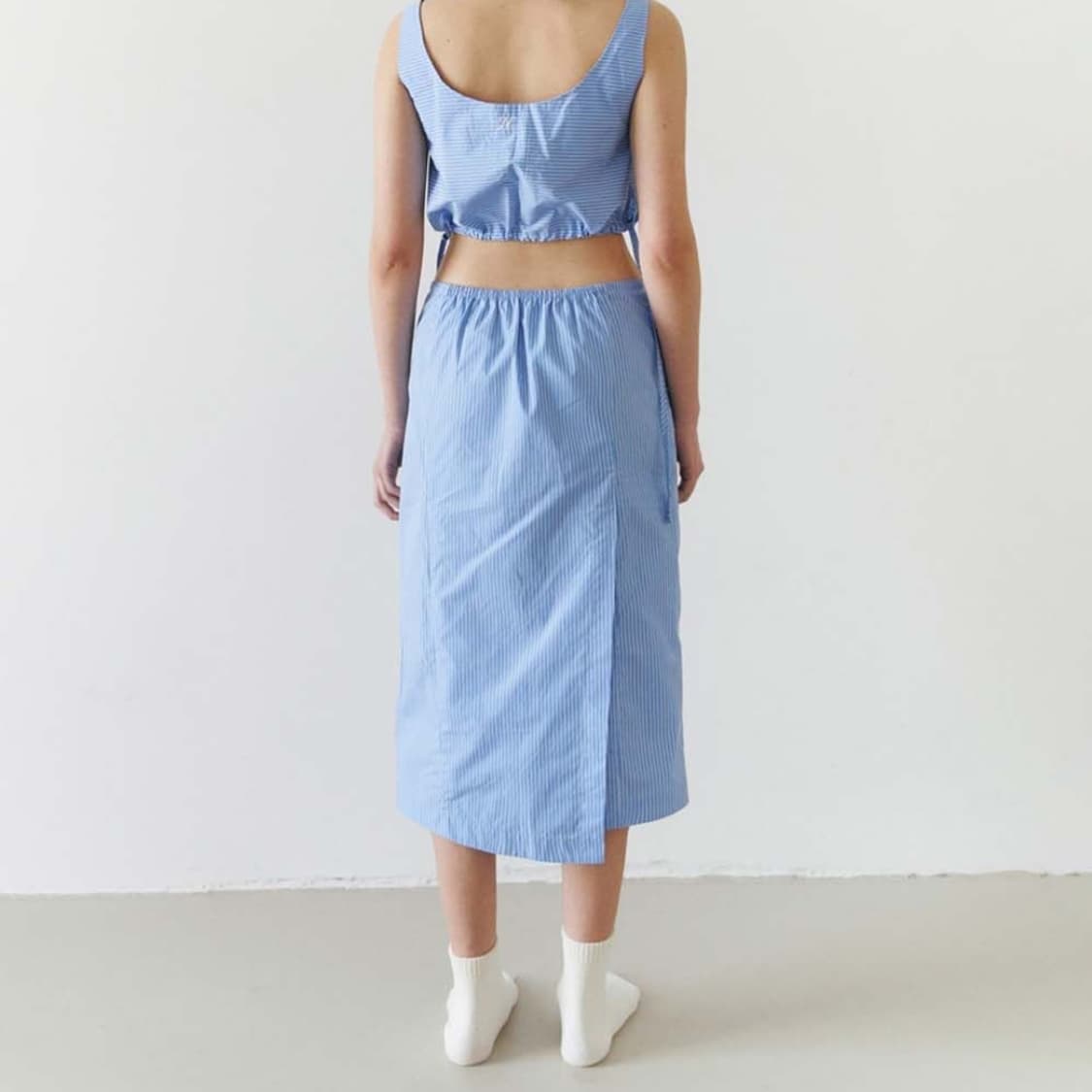 네세서리(NCSSRY) 버튼 스트라이프 스커트 55-66 상품이미지3