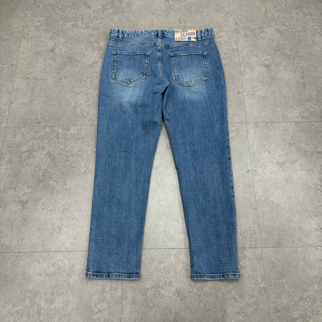33 MLB 남자 워싱 스판 데님 청바지 상품이미지3