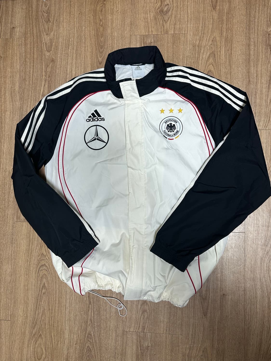 105) 아디다스 독일 바람막이 상품이미지1