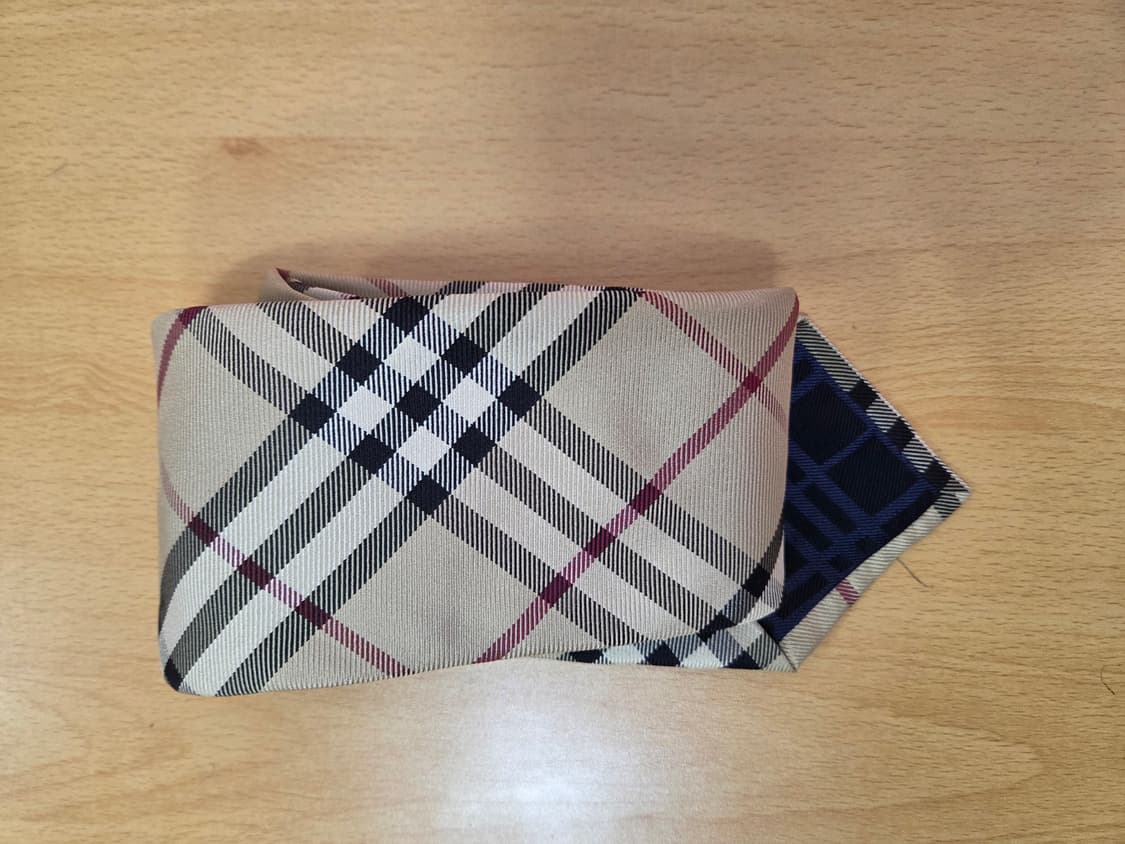 버버리 넥타이 상품이미지4