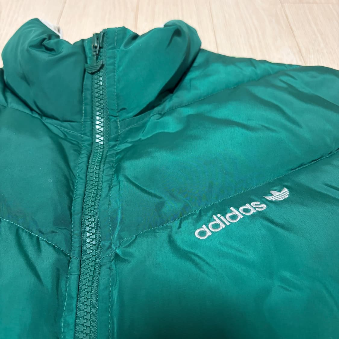 일본판)아디다스 00s 백곰 배색 패딩 베스트 상품이미지4