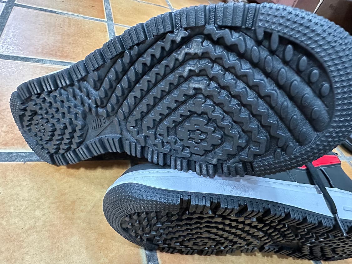 나이키 에어포스 1 부트 블랙 레드 300 사이즈 상품이미지3