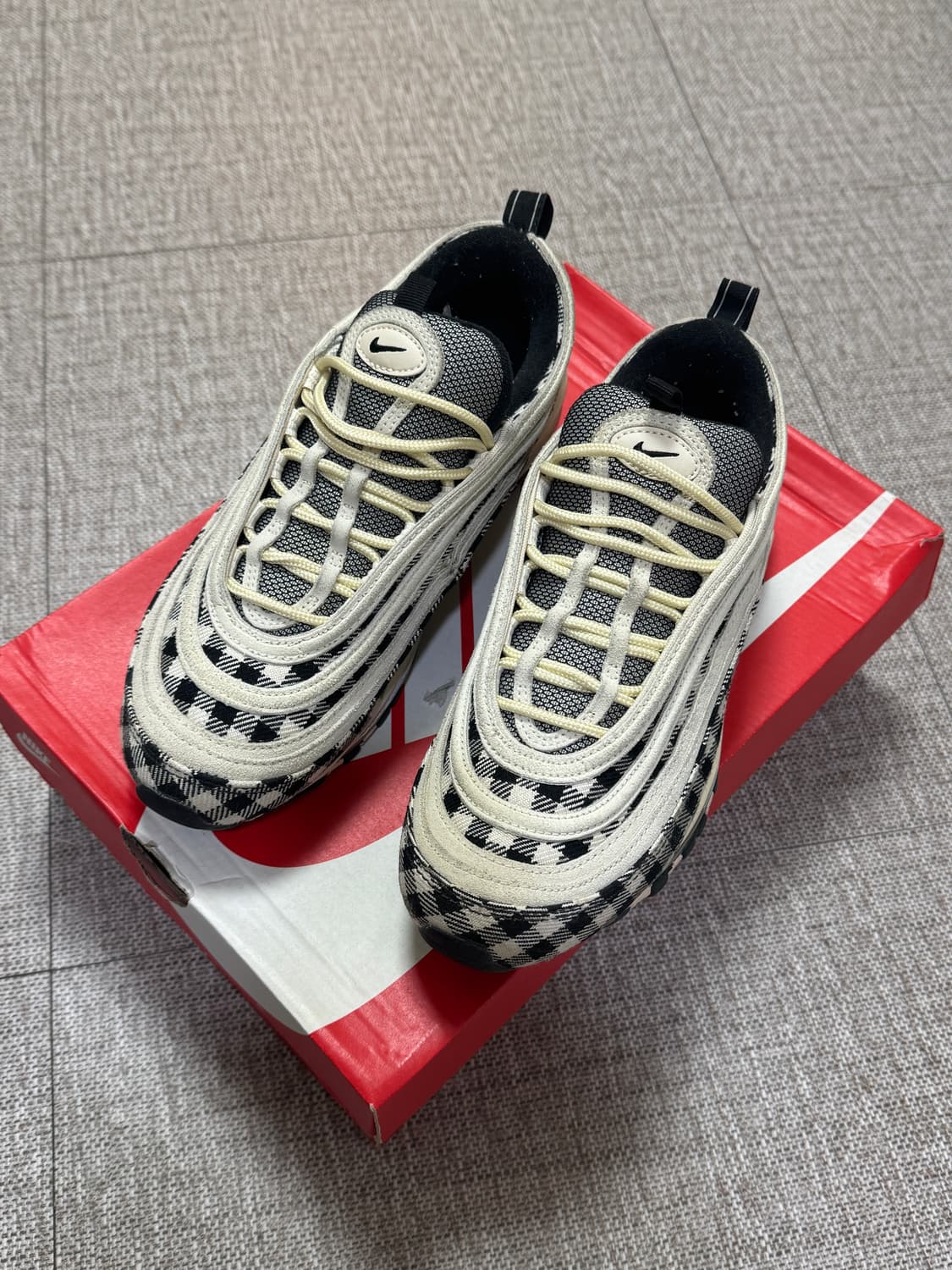 나이키 에어맥스 97 프리미엄 플라넬 깅엄체크 타탄 250 상품이미지2