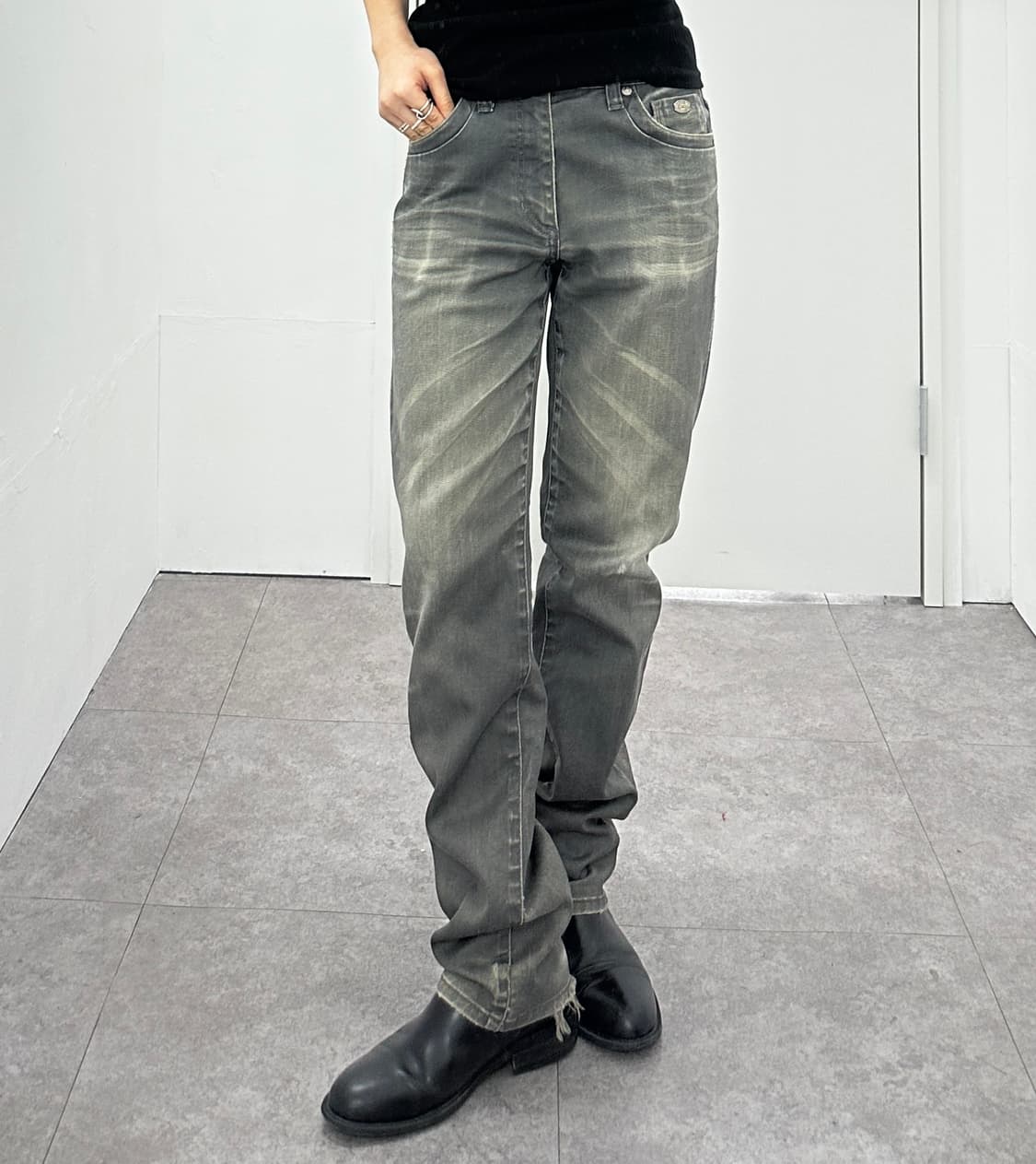 Guess Logo Hardware Washed Denim 상품이미지4