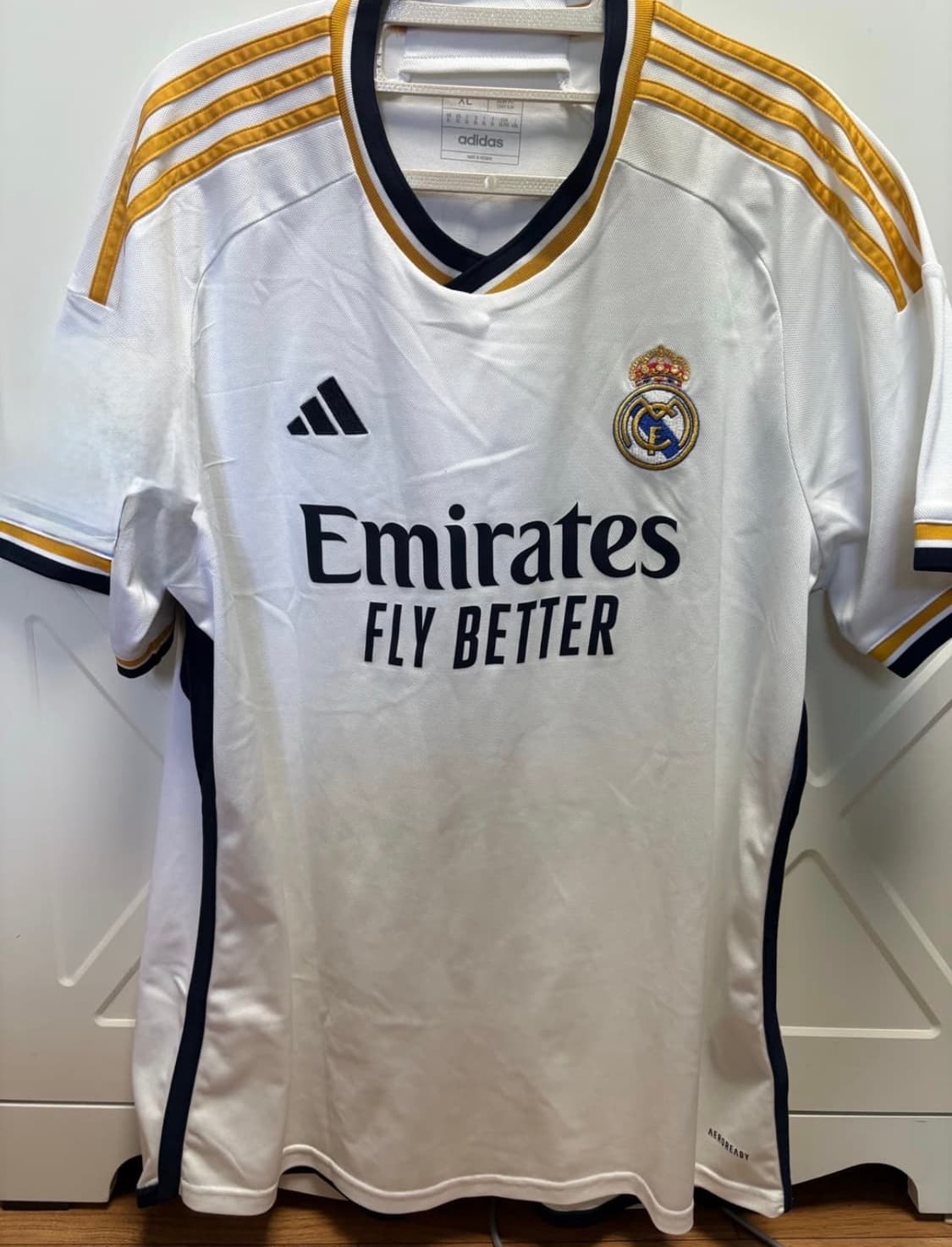 23-24 레알 마드리드 유니폼 상품이미지1