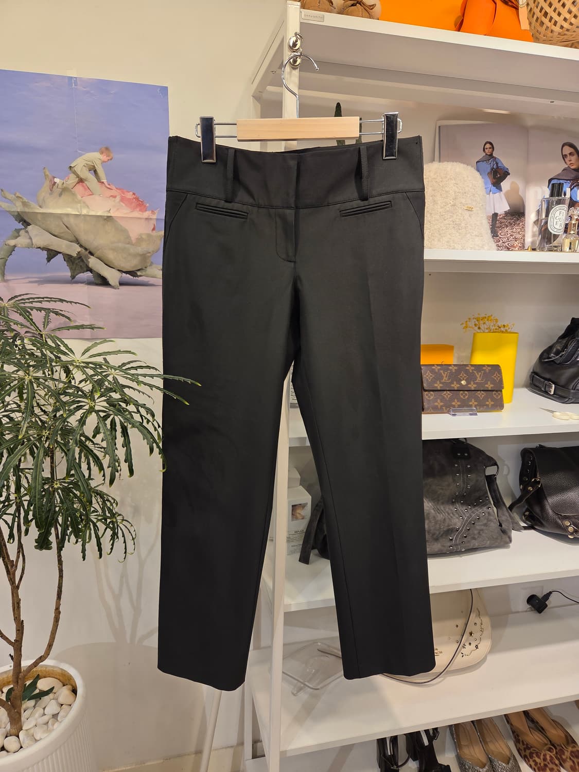 버버리 블랙 로우 웨스트 스트레치 팬츠 상품이미지1