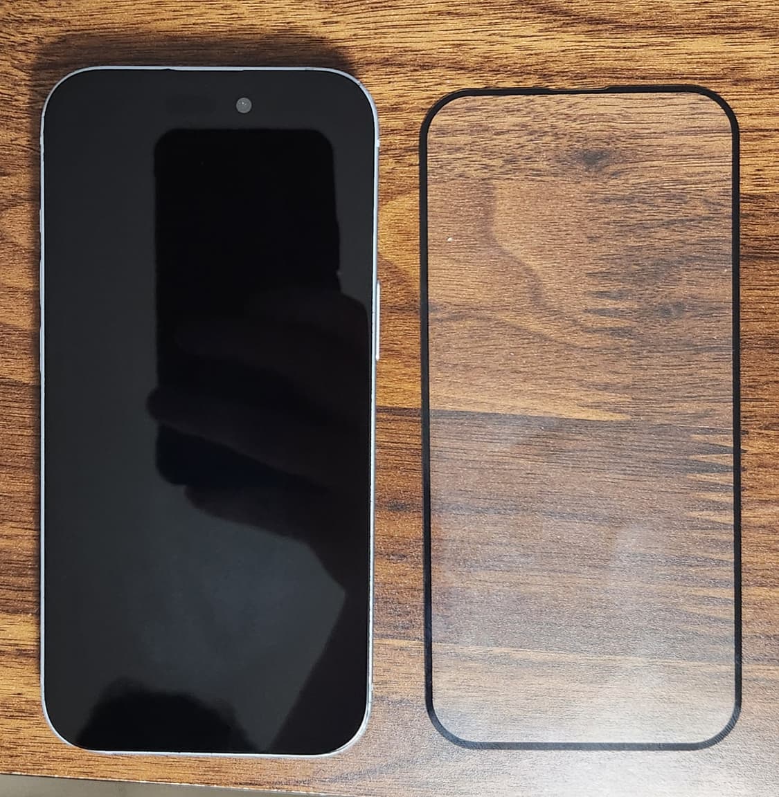 아이폰 15화이트(128GB)+강화필름 상품이미지1