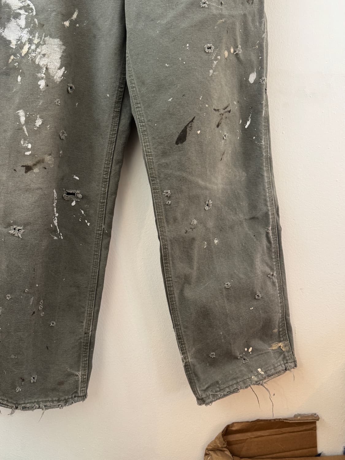00s carhartt trashed work pants 상품이미지5