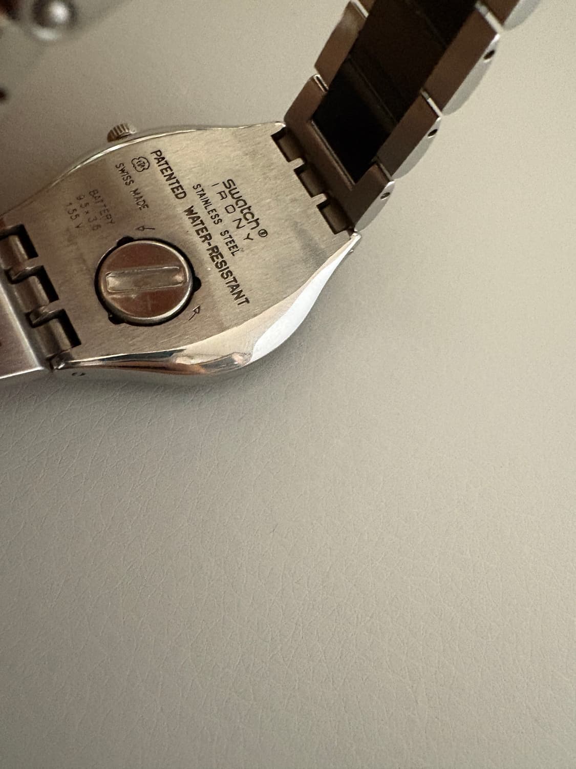 스와치 아이러니 빈티지 메탈시계 상품이미지3