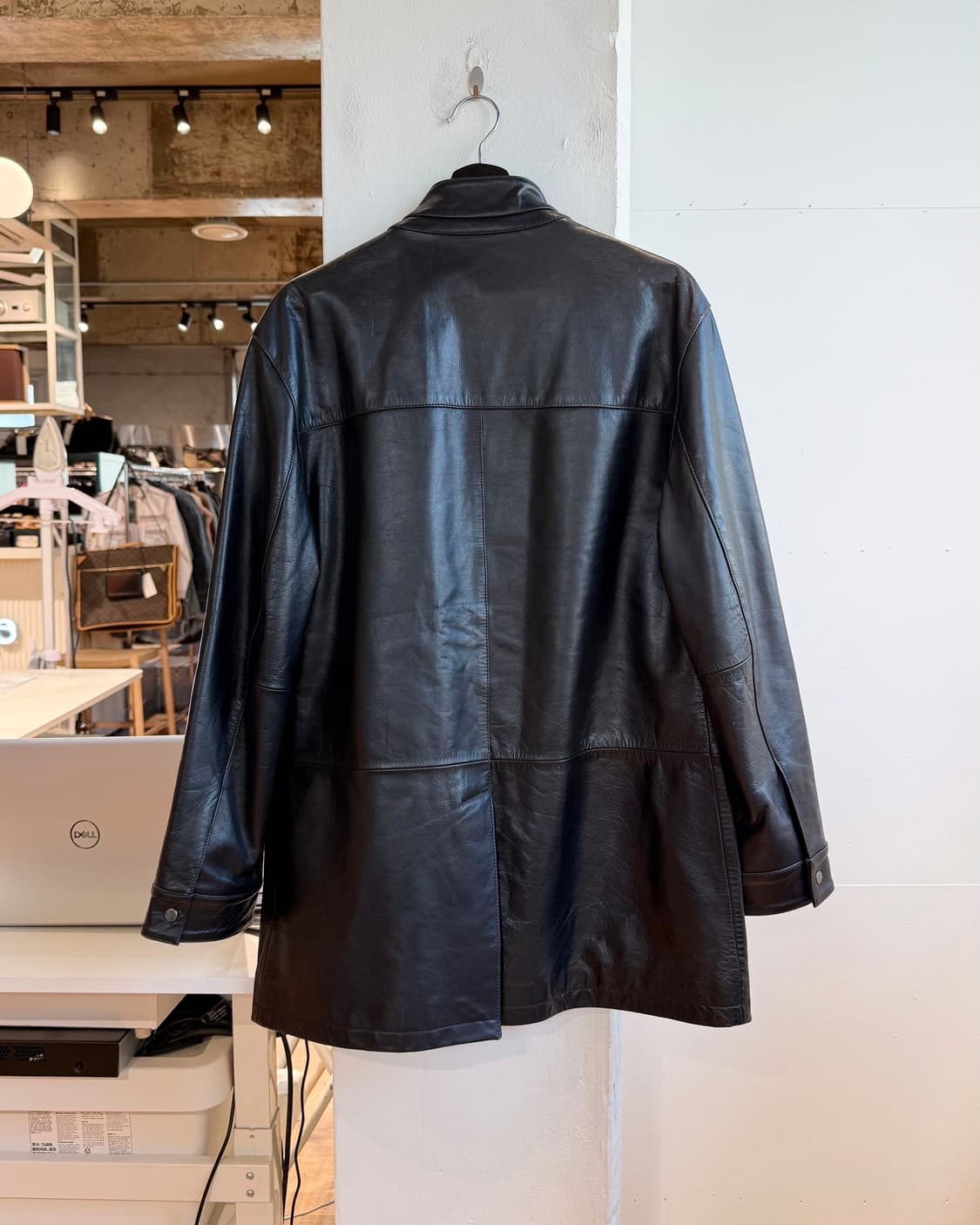 지방시 맨 블랙 카우하인드 레더 자켓  상품이미지7