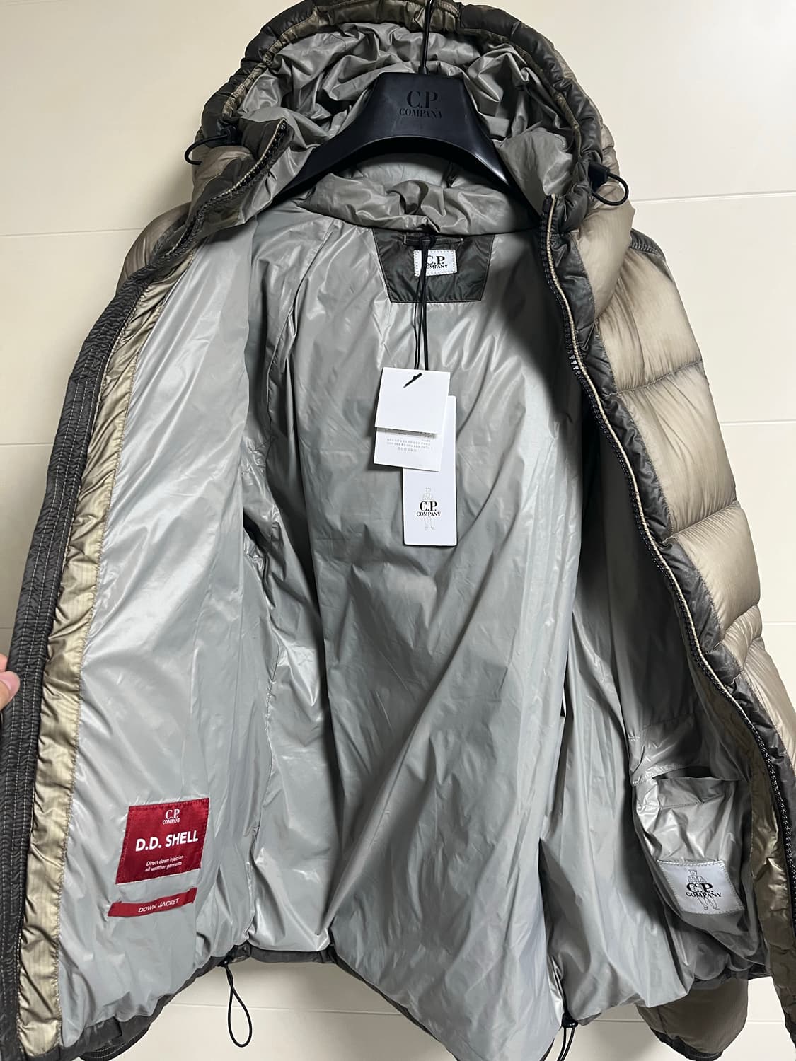 CP컴퍼니 디디쉘 빈티지 카키베이지 24FW 상품이미지5