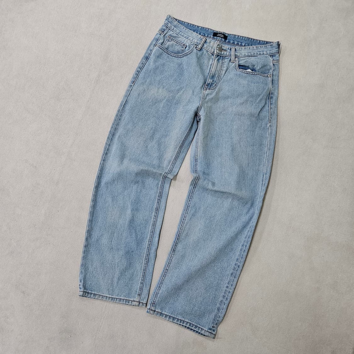 33 무신사스탠다드 연청 데님 팬츠 0331Y 상품이미지1