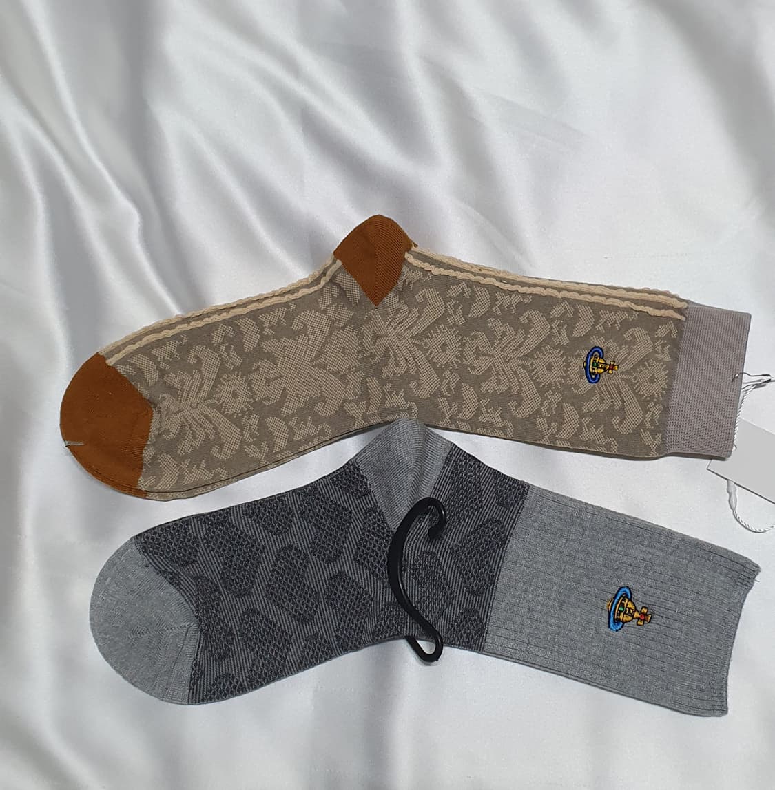 브라운 그레이 하트 민들레 레이스 패턴 비비안웨스트우드 양말  상품이미지7