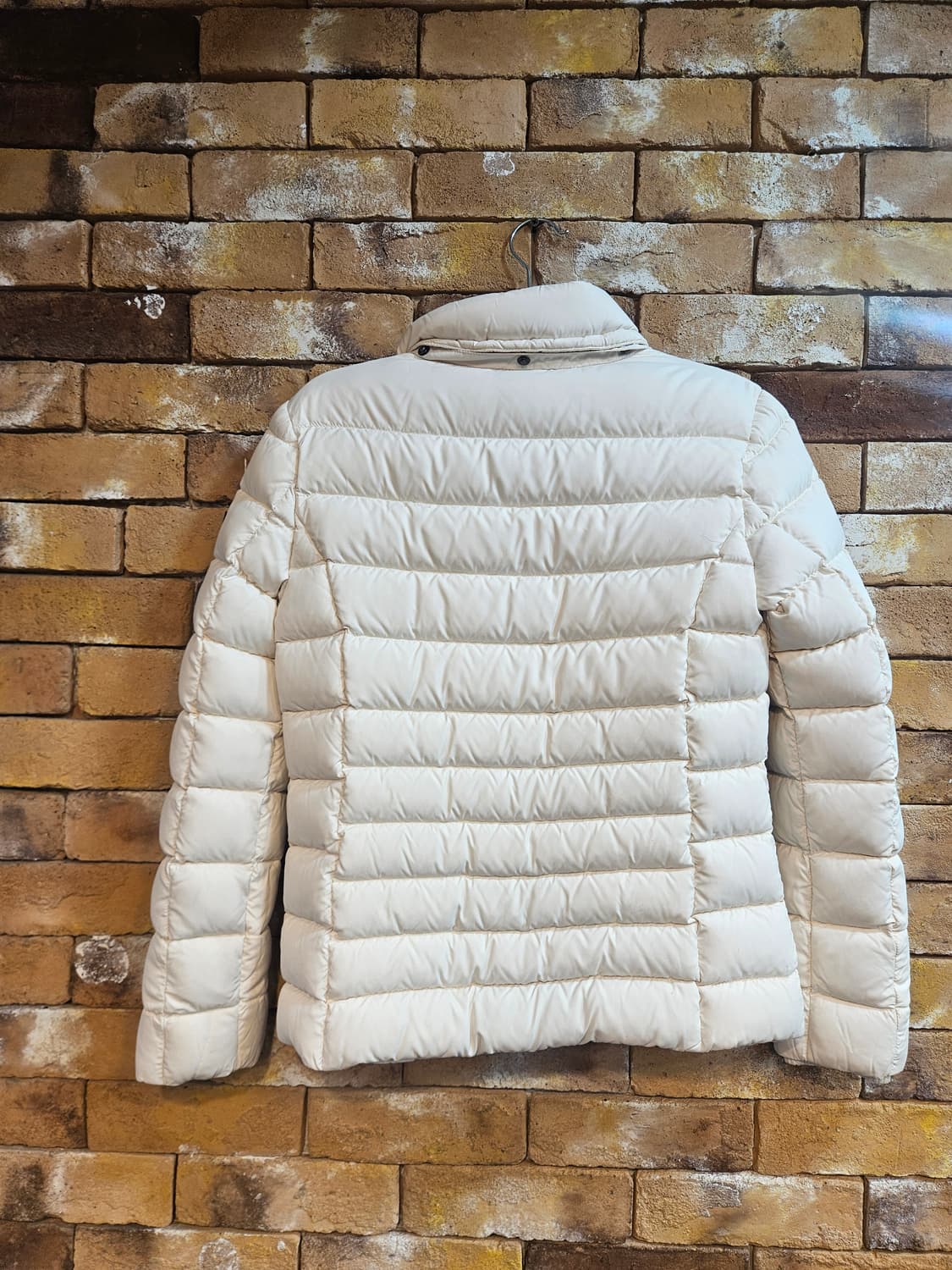 타미힐피거 화이트 여성 패딩 점퍼 상품이미지2