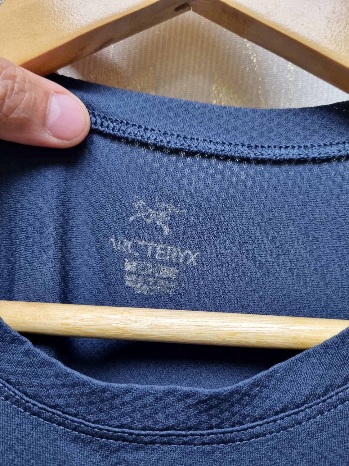 [m/정품] 아크테릭스 네이비 반팔 티셔츠 상품이미지4