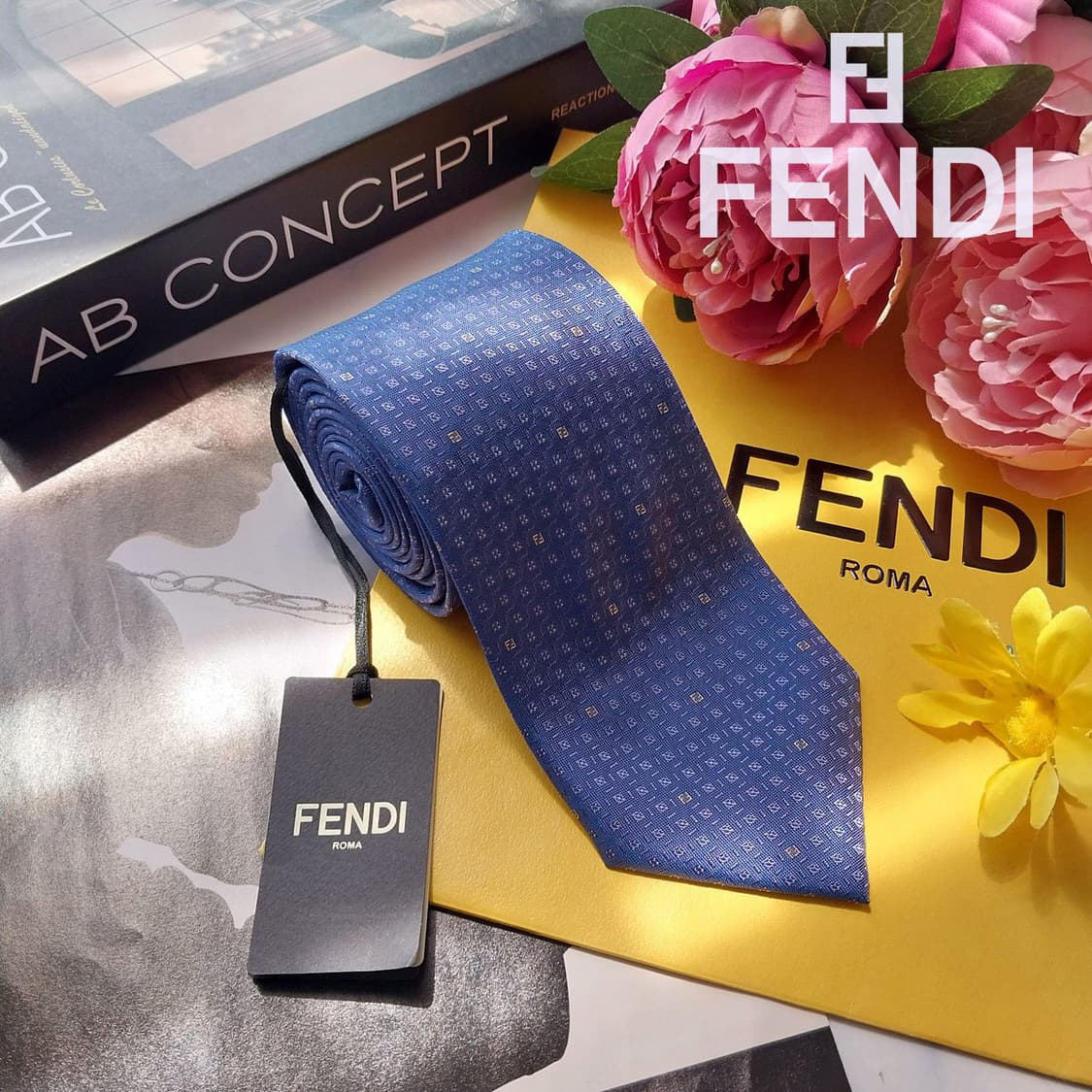 펜디 블루 스몰 로고 패턴 8cm 슬림 넥타이 새상품 K2588
 상품이미지1