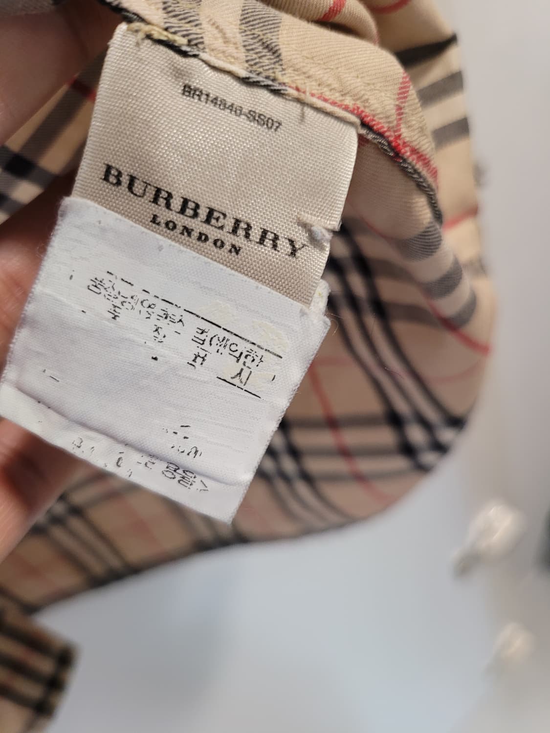 버버리 런던 클래식 노바체크 반팔 셔츠  상품이미지5