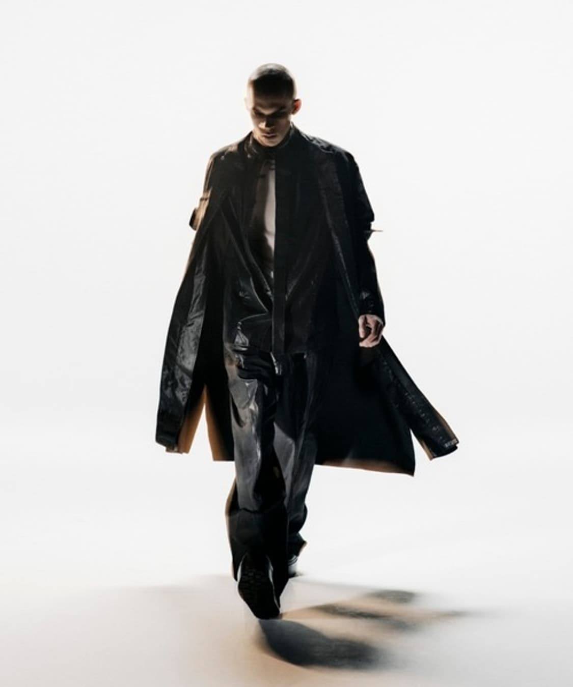 율리우스 23ss 와이드 플레어 팬츠 상품이미지3