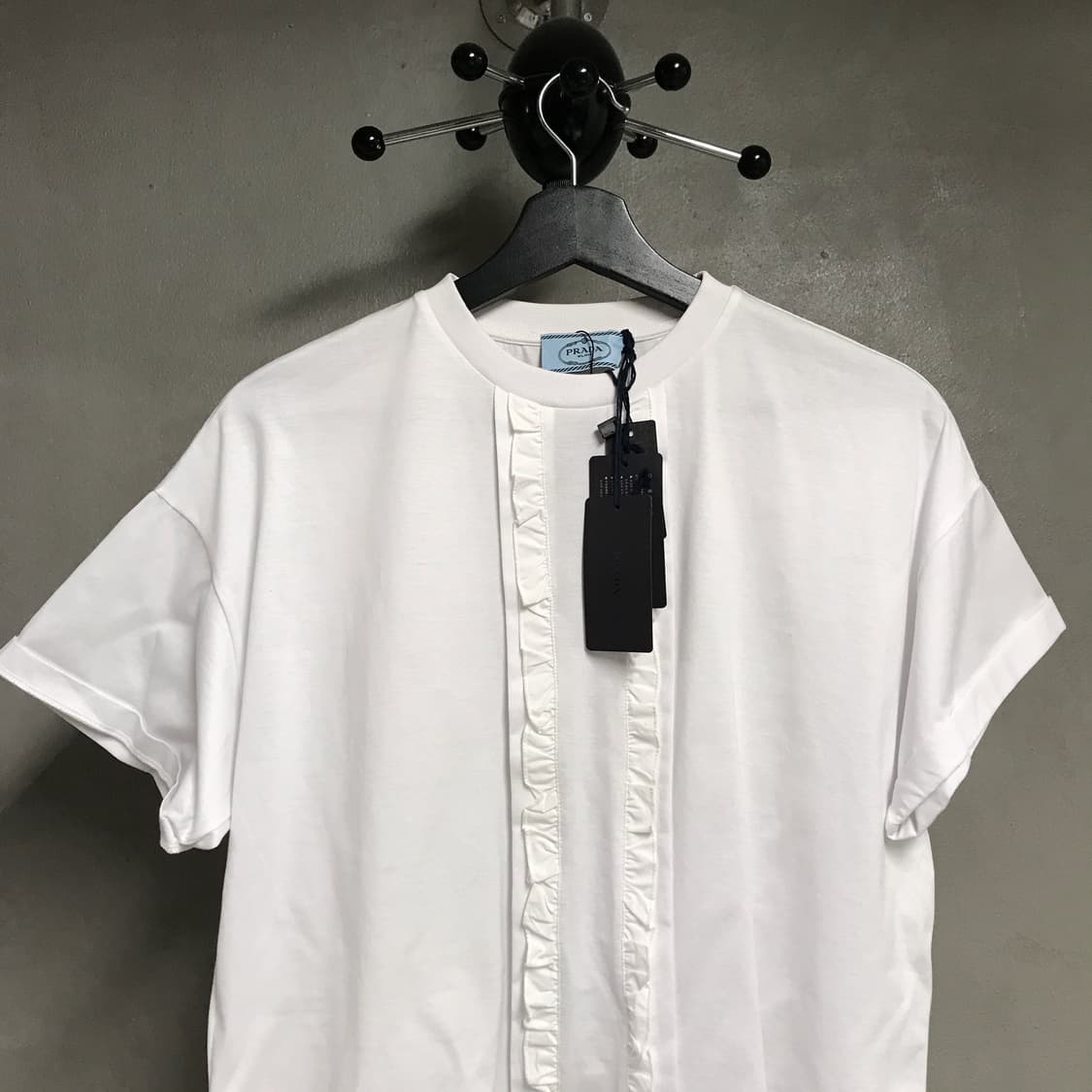 프라다 화이트 반팔 티셔츠 M(W) 상품이미지2