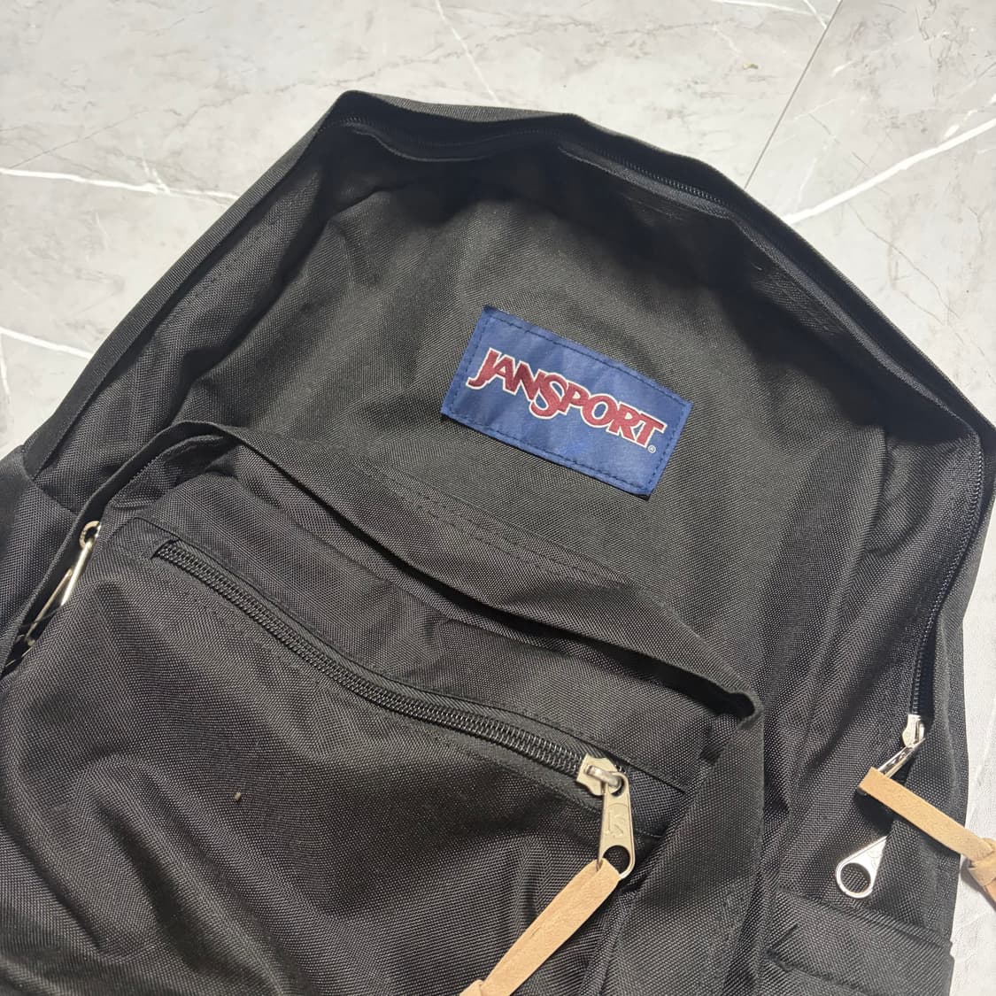 팔로워 특가 잔스포츠 스웨이드 가죽 백팩 가방 상품이미지3