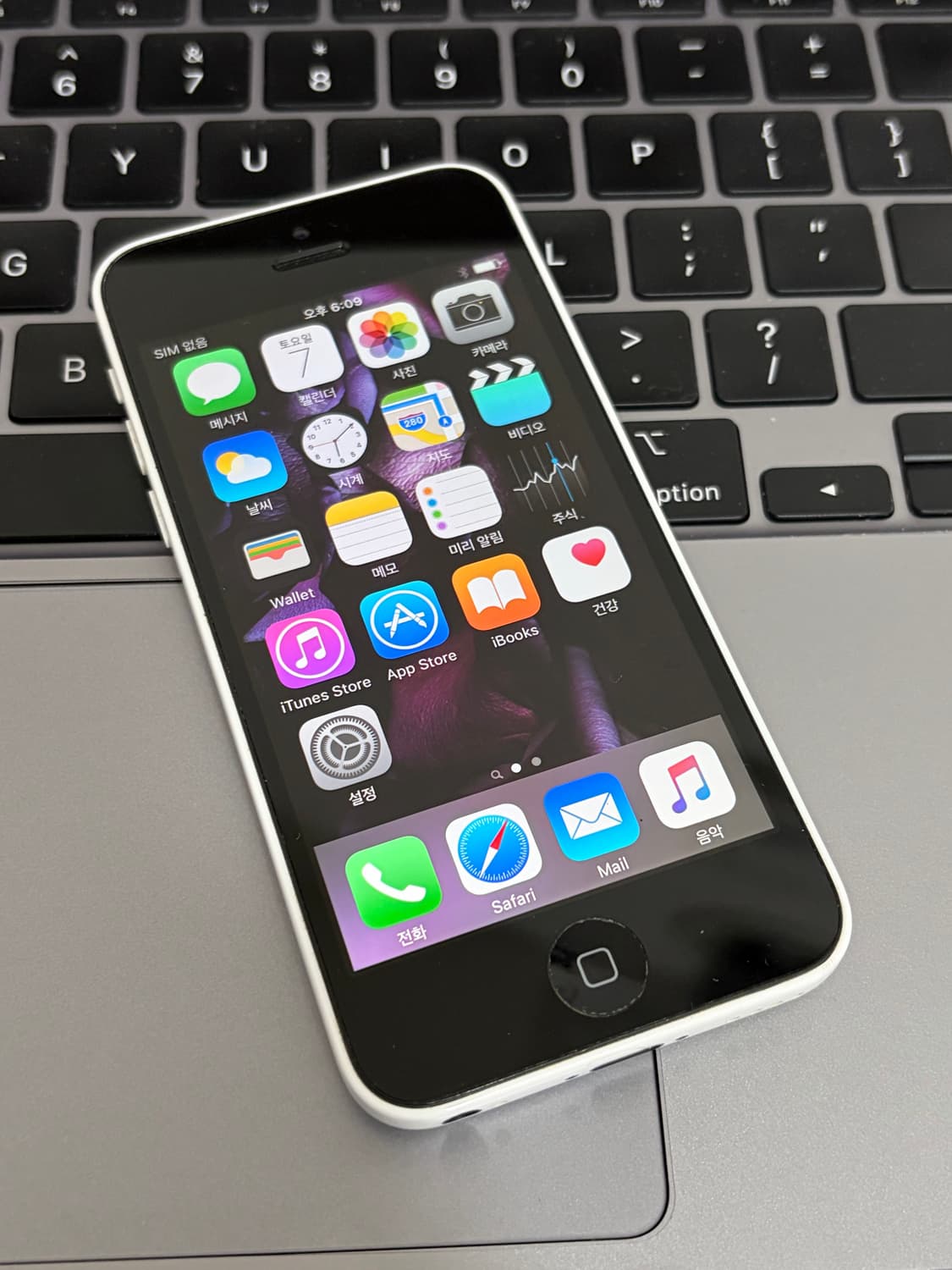 아이폰 5c 화이트 16기가 #3096 상품이미지1